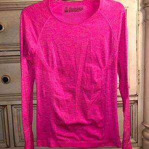 hot pink long-sleeve athletic / athleisure top